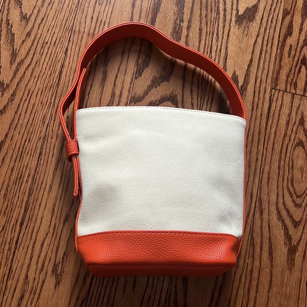 Sulwhasoo Faux Leather and Canvas Bag NWOT
